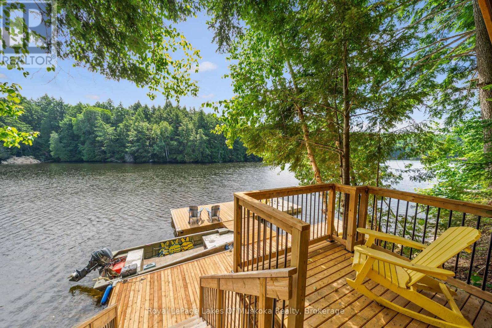 












1315 WOLF CIRCLE

,
Algonquin Highlands (Sherborne),




Ontario
P0A1E0

