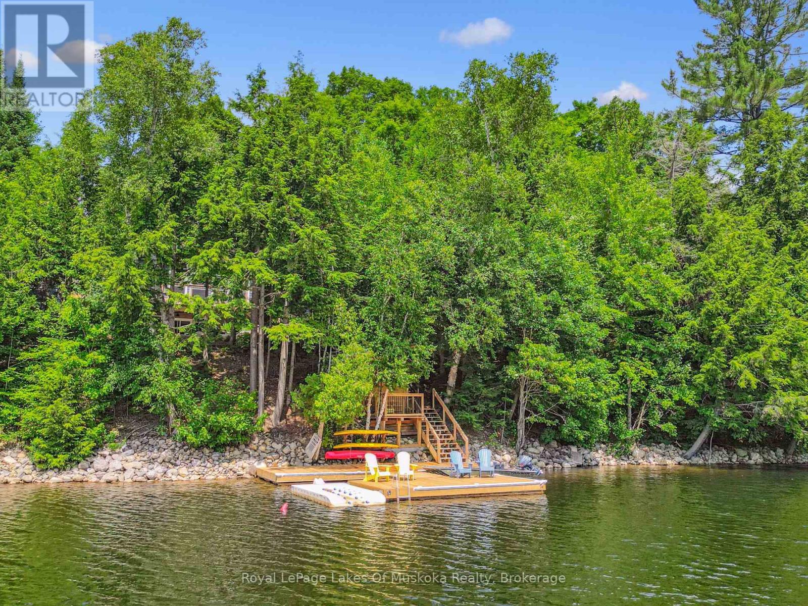












1315 WOLF CIRCLE

,
Algonquin Highlands (Sherborne),




Ontario
P0A1E0

