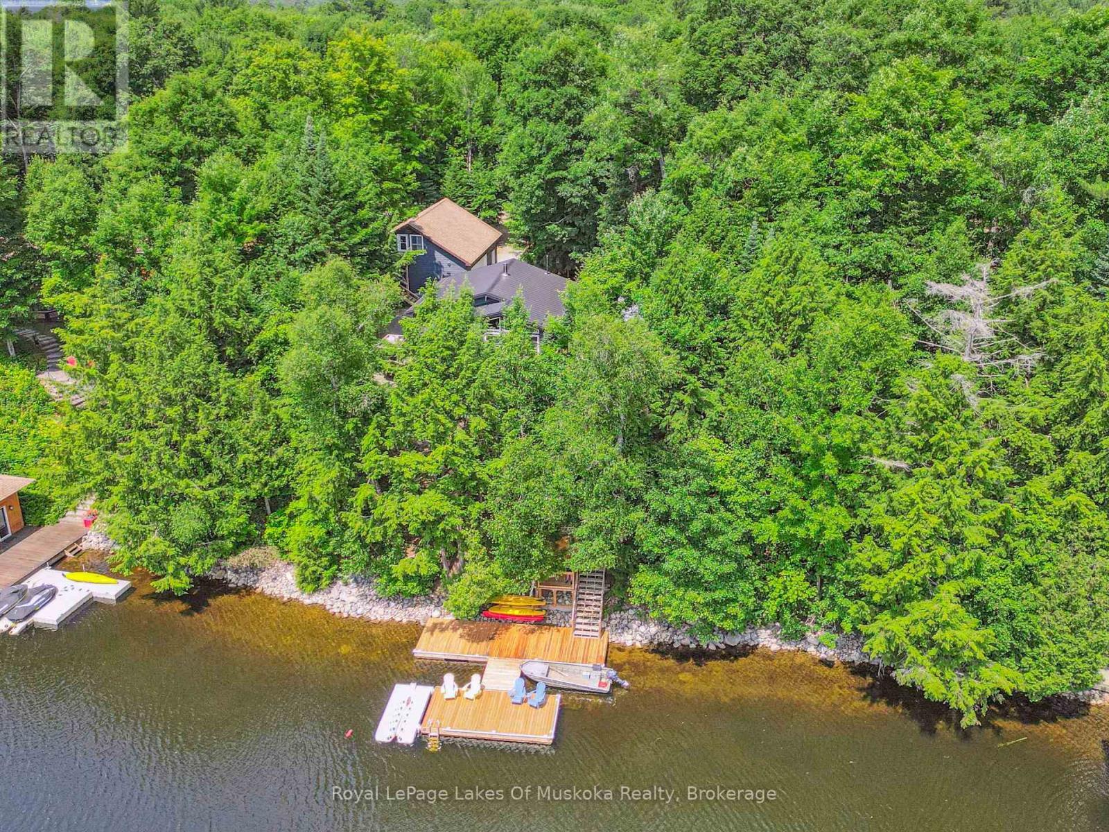 












1315 WOLF CIRCLE

,
Algonquin Highlands (Sherborne),




Ontario
P0A1E0

