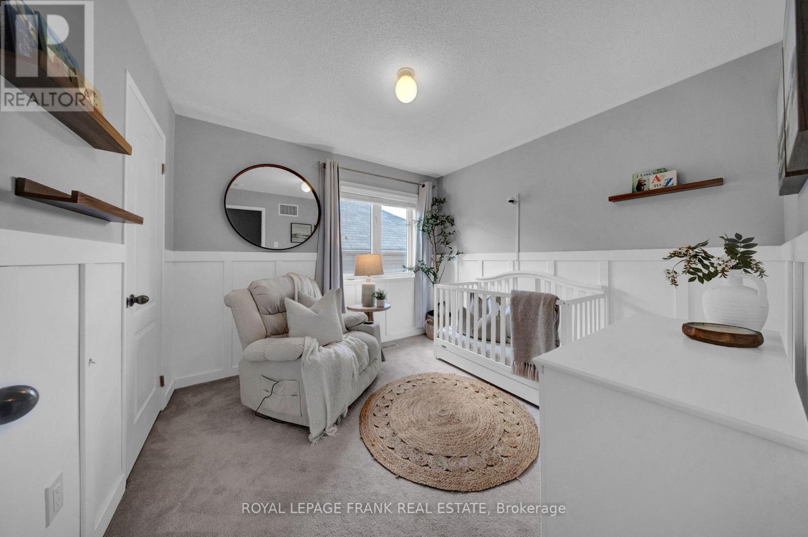 












19 JACK ROACH ST STREET

,
Clarington (Bowmanville),




Ontario
L1C0S8

