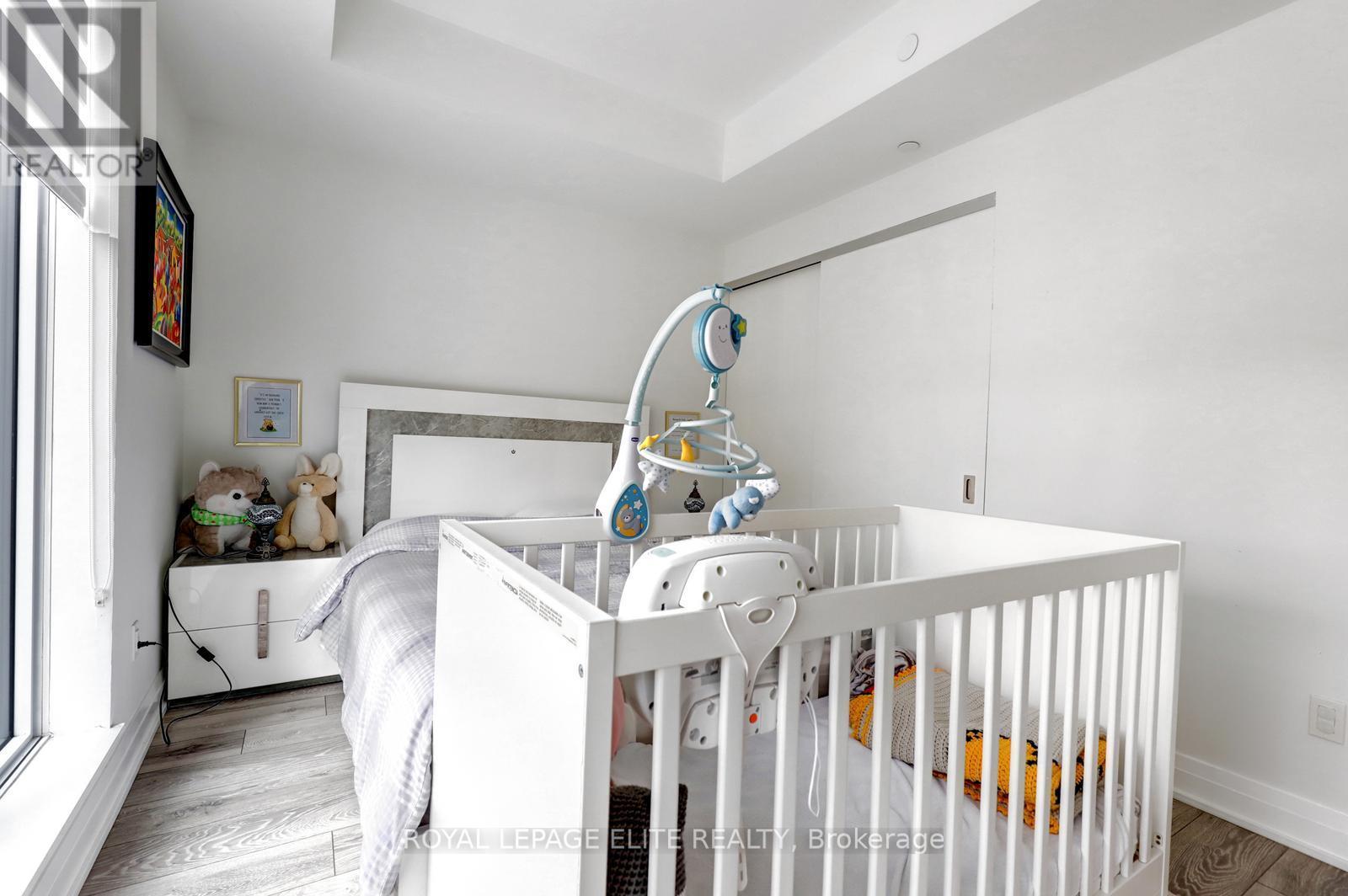 












318 - 21 PARK STREET E

,
Mississauga,




Ontario
L5G0C2

