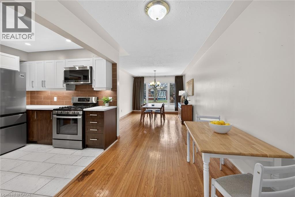 












19 BURFIELD Avenue

,
Hamilton,




Ontario
L8T2J8


