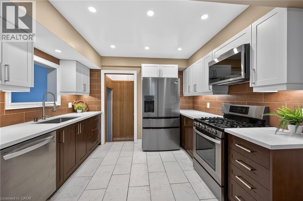 












19 BURFIELD Avenue

,
Hamilton,




Ontario
L8T2J8

