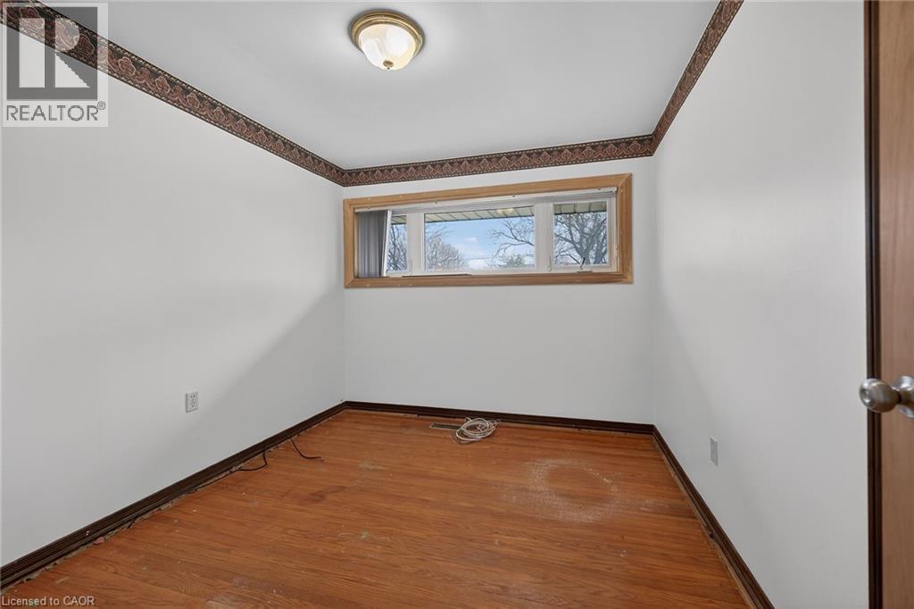 












19 BURFIELD Avenue

,
Hamilton,




Ontario
L8T2J8

