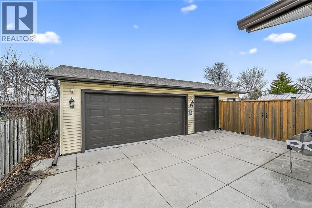 












19 BURFIELD Avenue

,
Hamilton,




Ontario
L8T2J8

