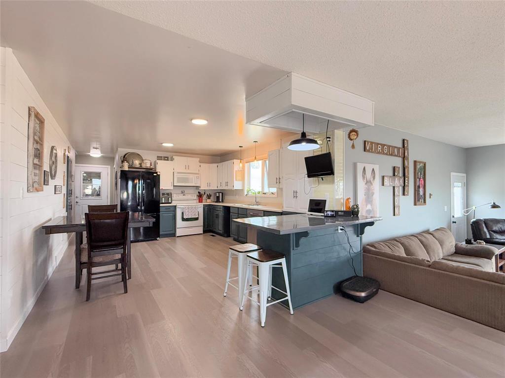 












70093 124W Road

,
Rivers,




Manitoba
R0K1X0

