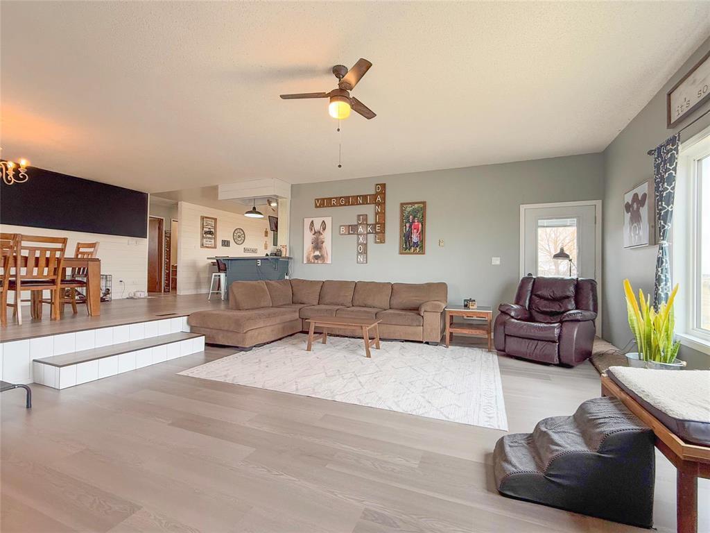 












70093 124W Road

,
Rivers,




Manitoba
R0K1X0

