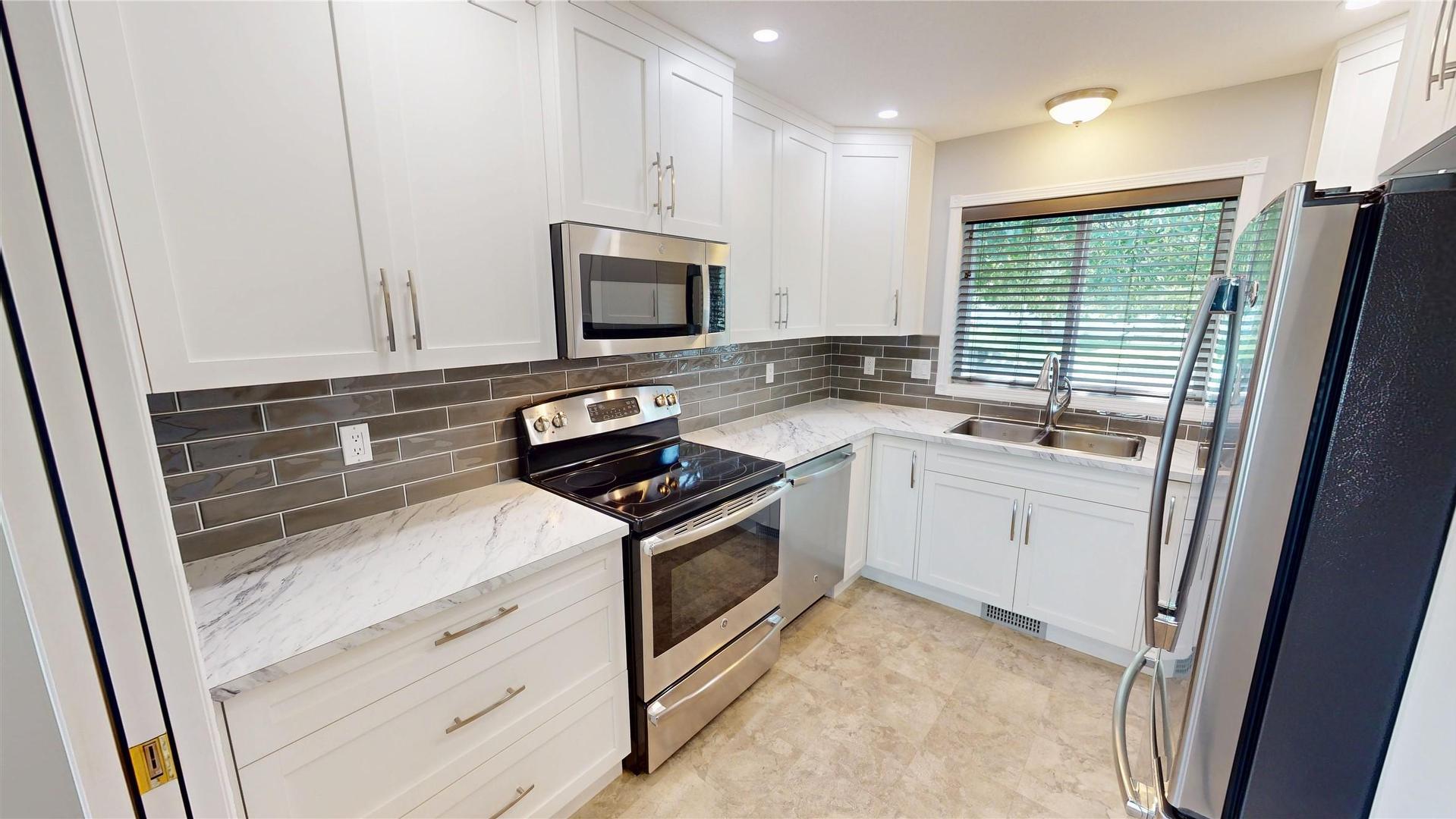 









2375


1st

Street, 26,
Cranbrook,




BC
V1C 6J7

