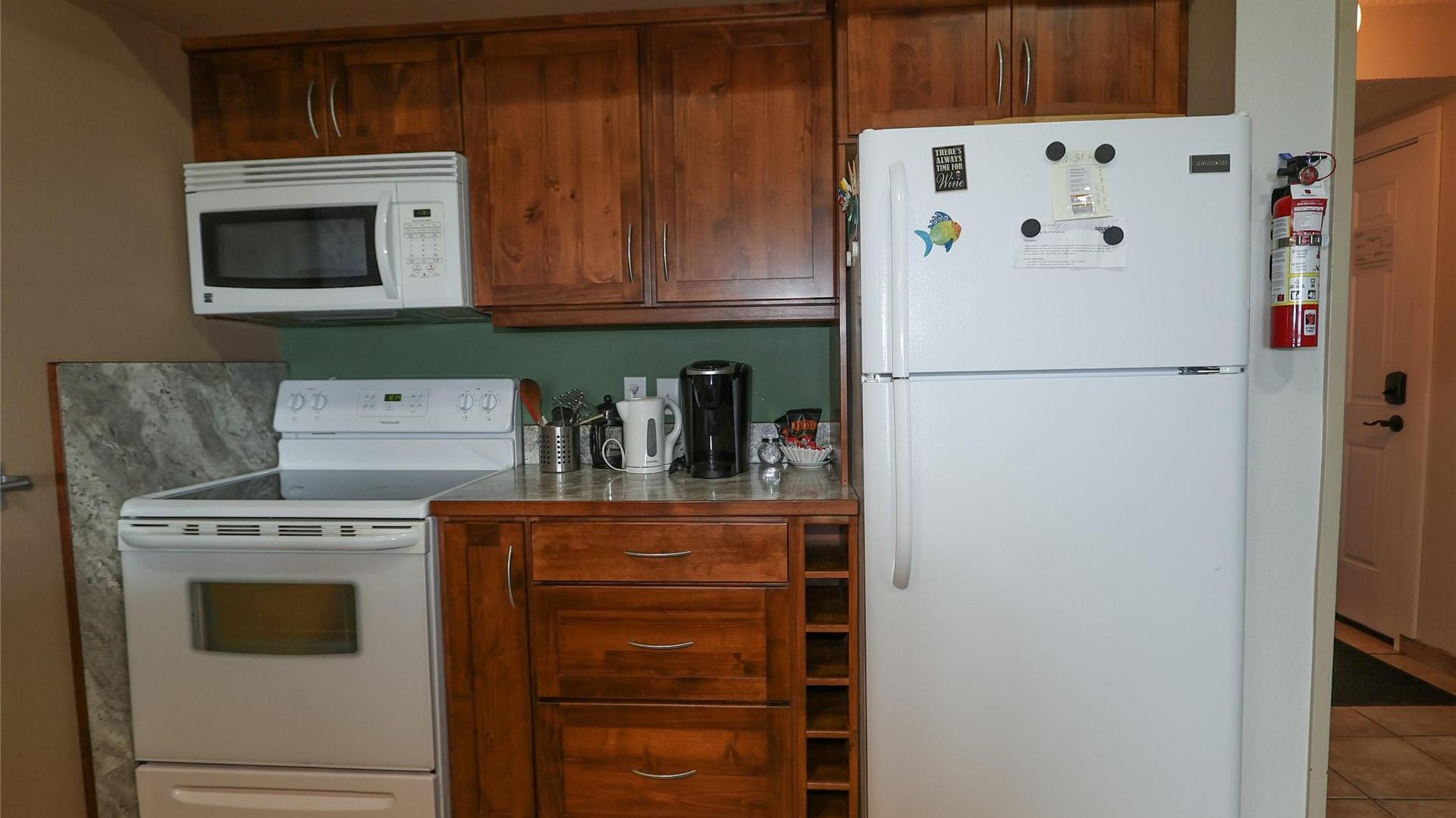 









880


NORTHSTAR

Drive, 829,
Kimberley,




BC
V1A 2Y4

