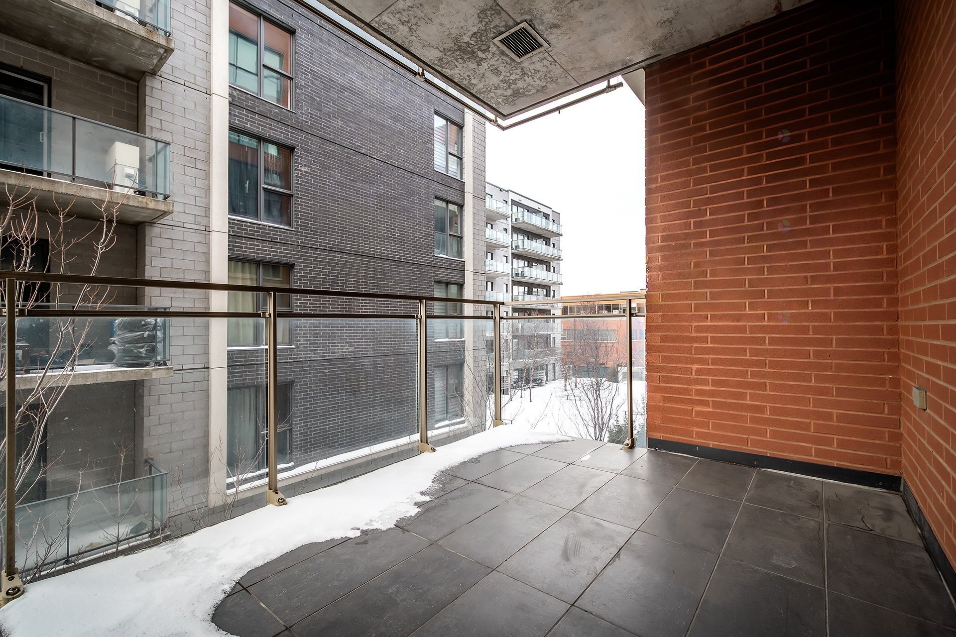 









905


Av. Plymouth

, 312,
Mont-Royal,




QC
H4P1B2

