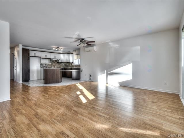 









635


Rue de Bristol

, 102,
Saint-Jean-sur-Richelieu,




QC
J3A1V2

