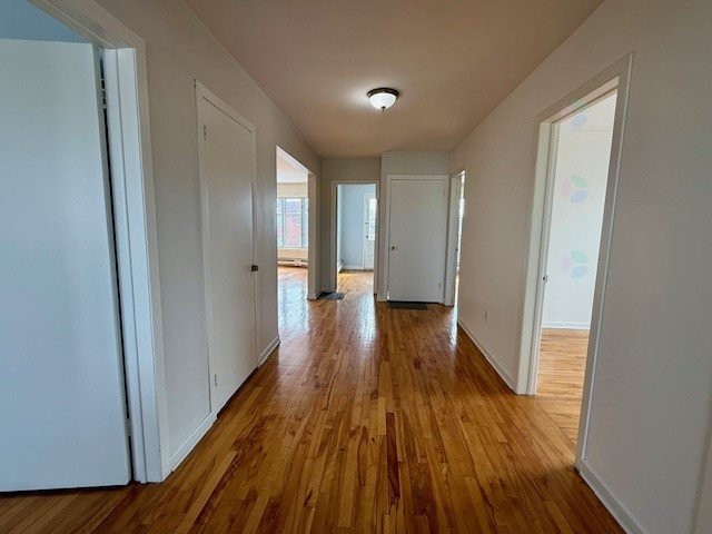 









792


Ch. du Sablon

,
Laval (Chomedey),




QC
H7W4H6

