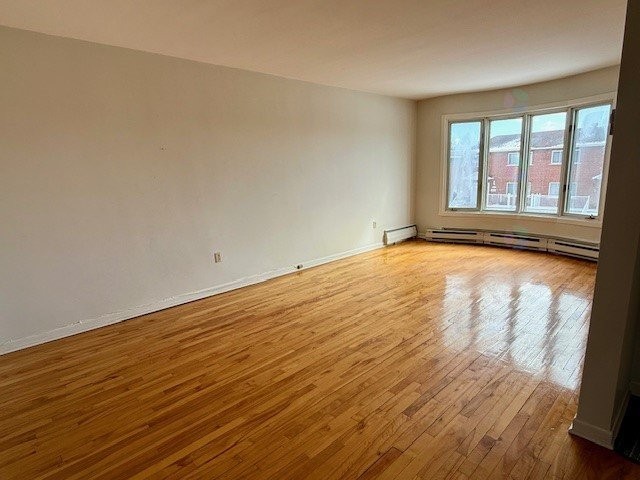 









792


Ch. du Sablon

,
Laval (Chomedey),




QC
H7W4H6

