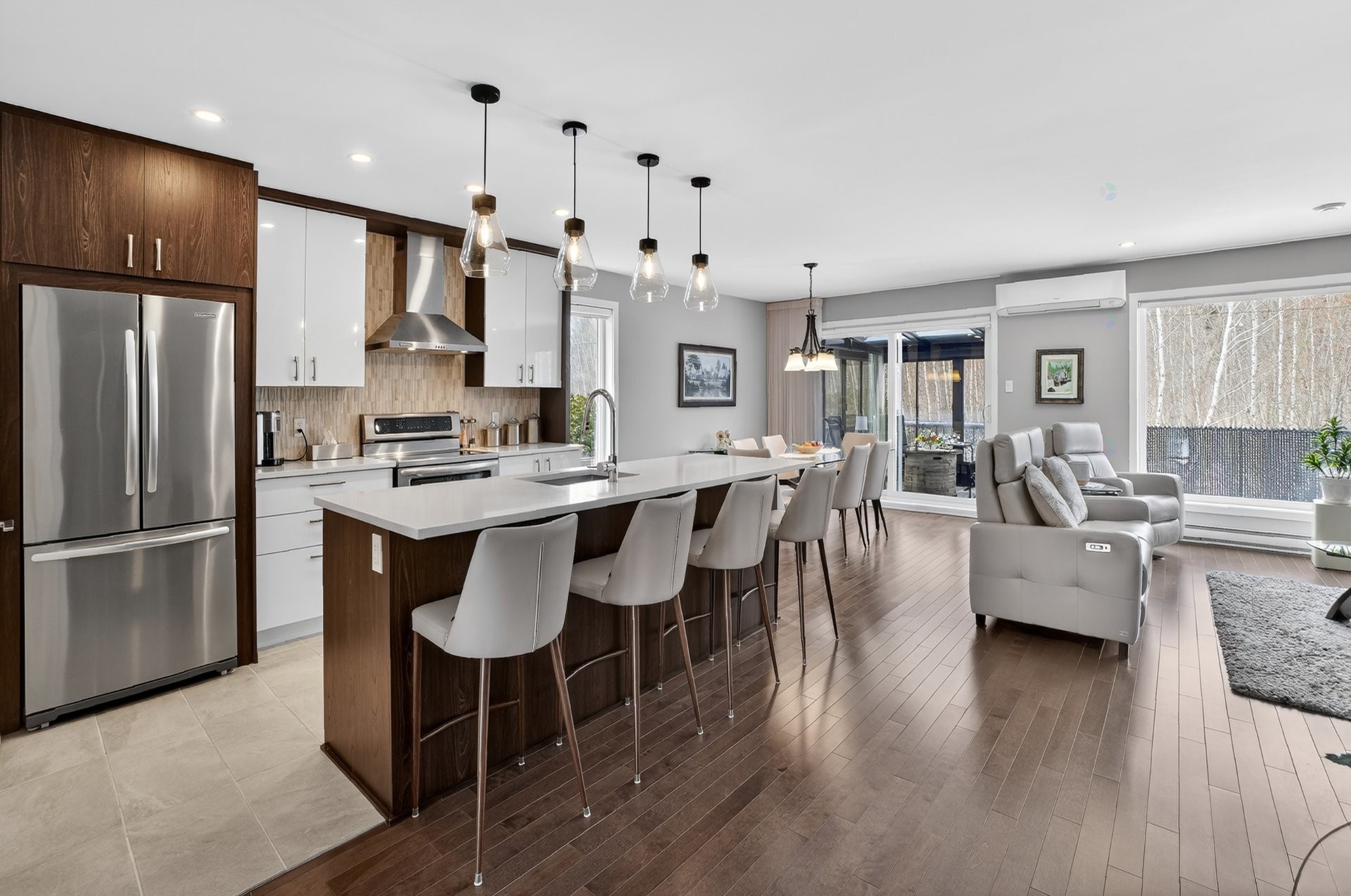 









17195


Rue Jacques-Cartier

,
Mirabel,




QC
J7J0P6

