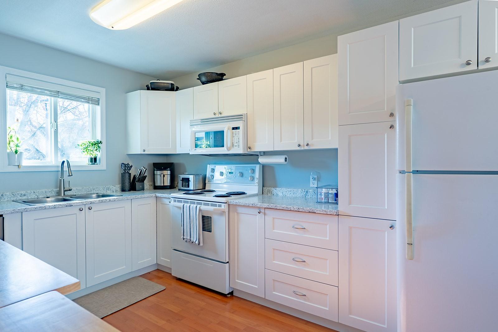 









133


Wyndham

Crescent, 131,
Kelowna,




BC
V1V 1Y8

