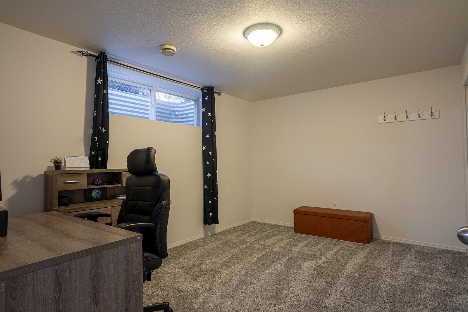 









133


Wyndham

Crescent, 131,
Kelowna,




BC
V1V 1Y8

