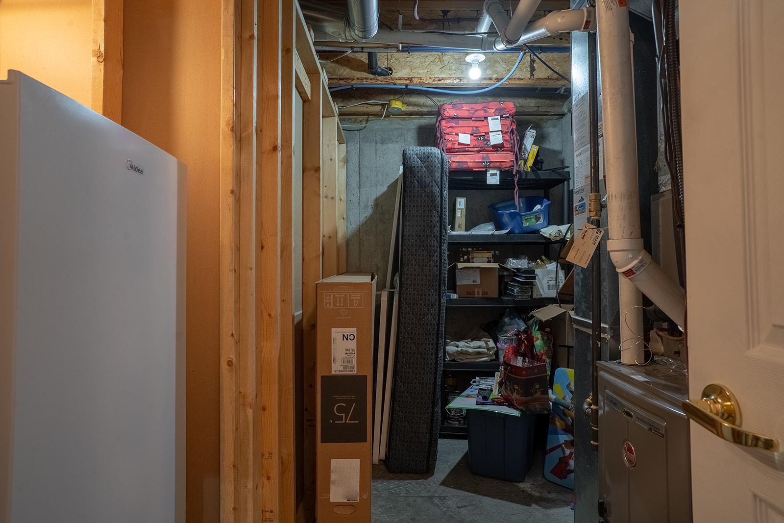 









133


Wyndham

Crescent, 131,
Kelowna,




BC
V1V 1Y8

