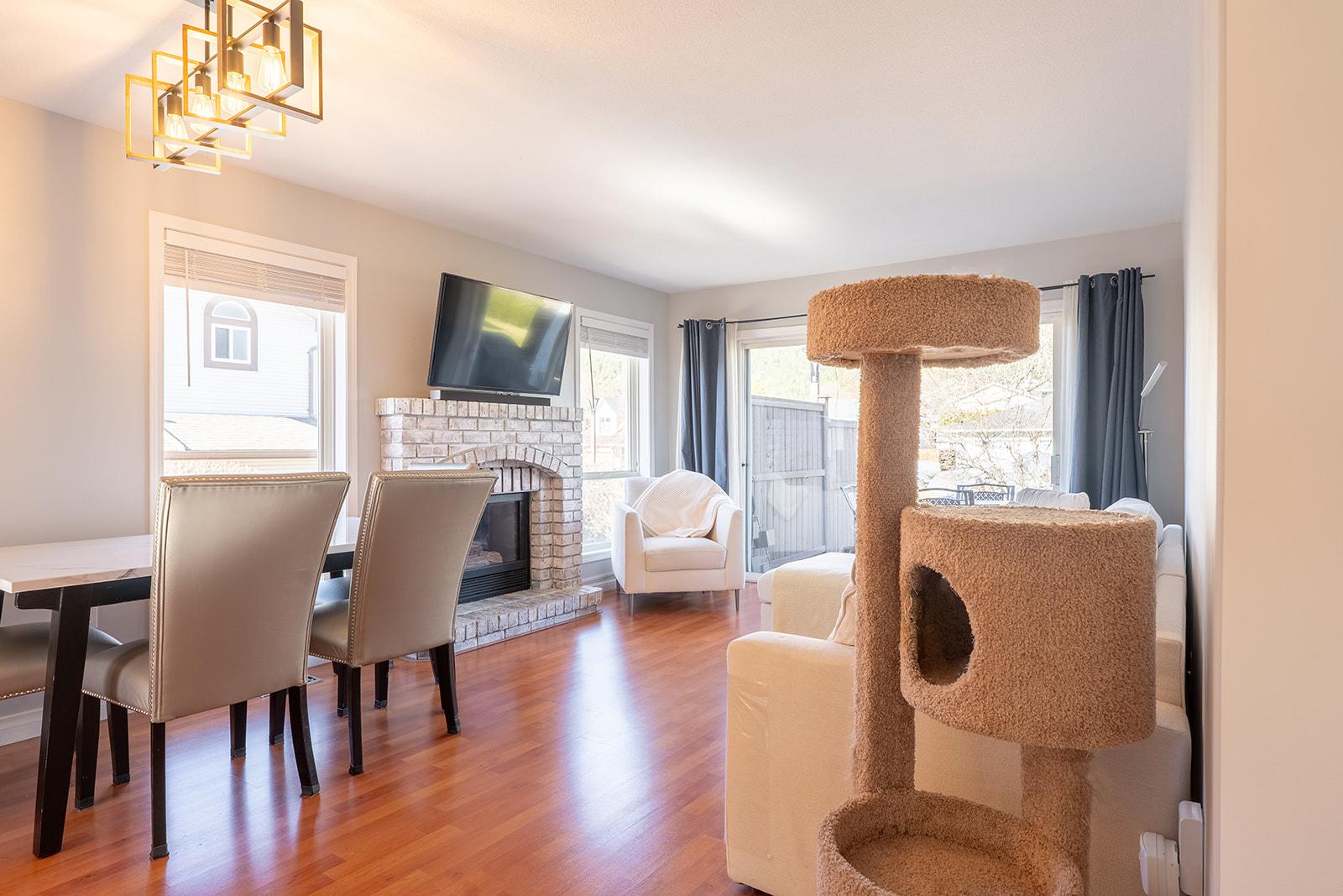 









133


Wyndham

Crescent, 131,
Kelowna,




BC
V1V 1Y8

