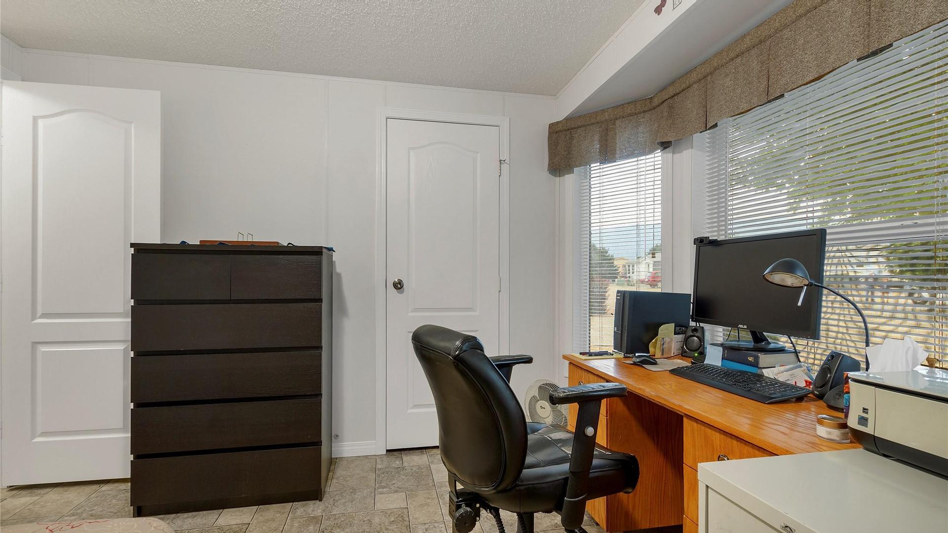 









9510


97N

Highway, 107,
Vernon,




BC
V1H 1R8

