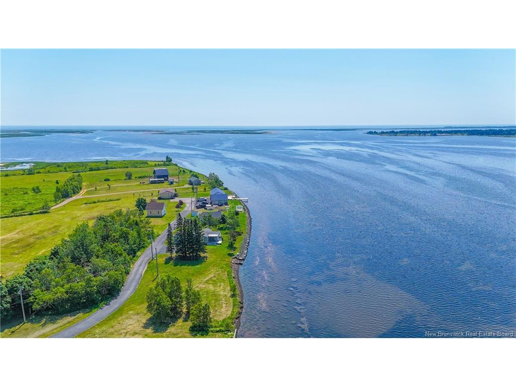 









Lot


des Chalets

ST,
Inkerman Ferry,







NB
E8P 1V8

