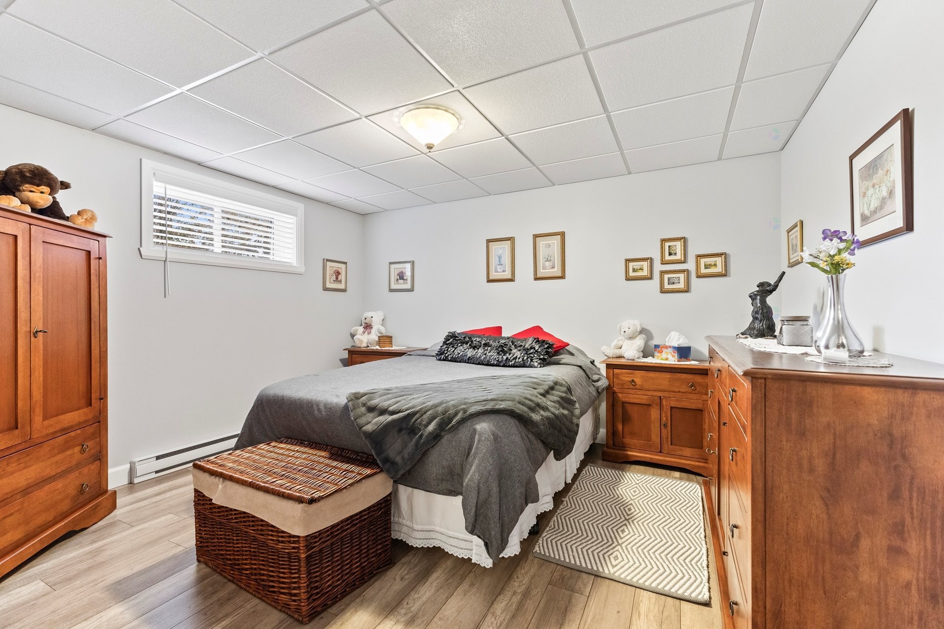 









225


Rue Ste-Catherine

,
Saint-Polycarpe,




QC
J0P1X0

