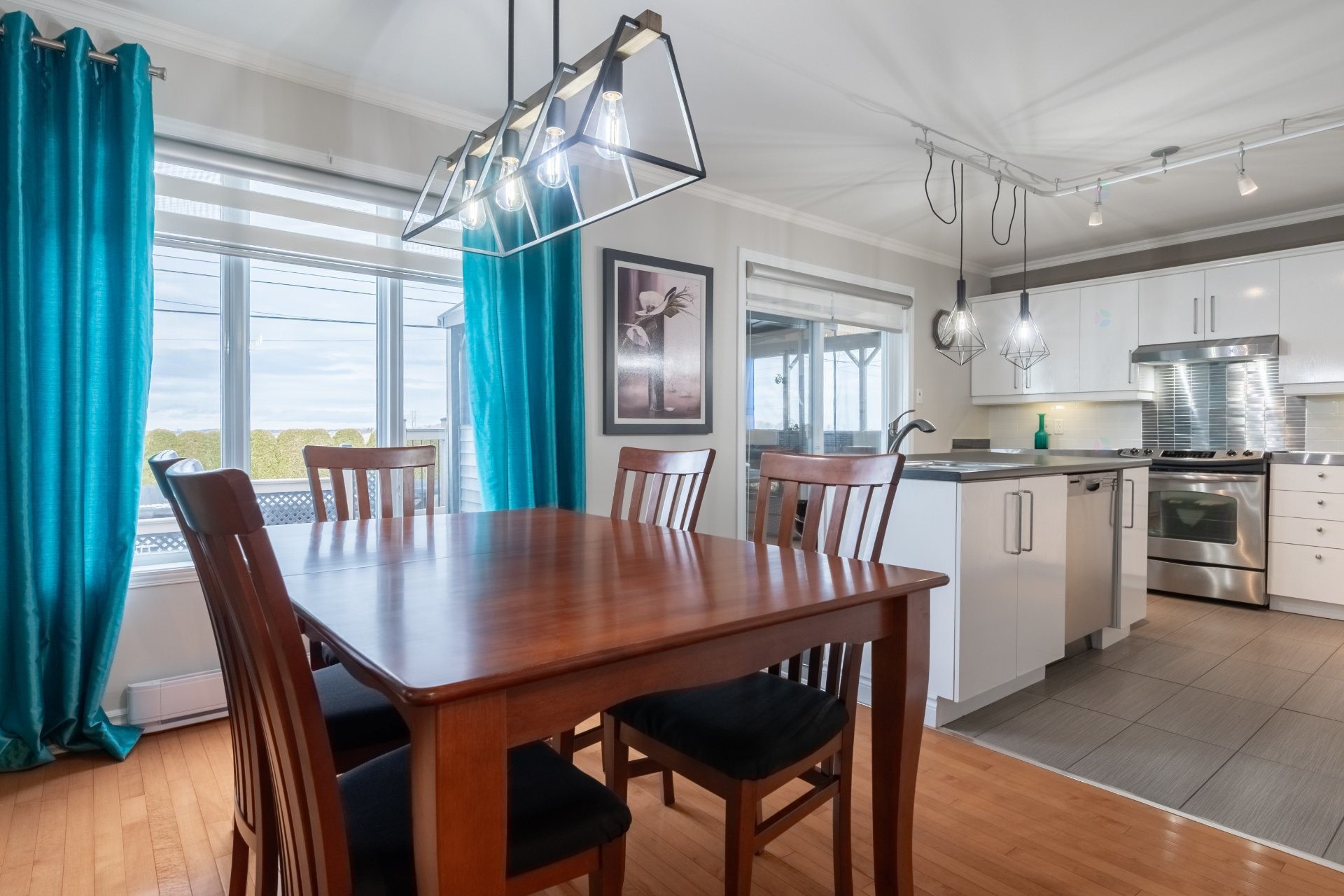 









466


Rue de la Tramontane

,
Saint-Jean-sur-Richelieu,




QC
J2W2V2

