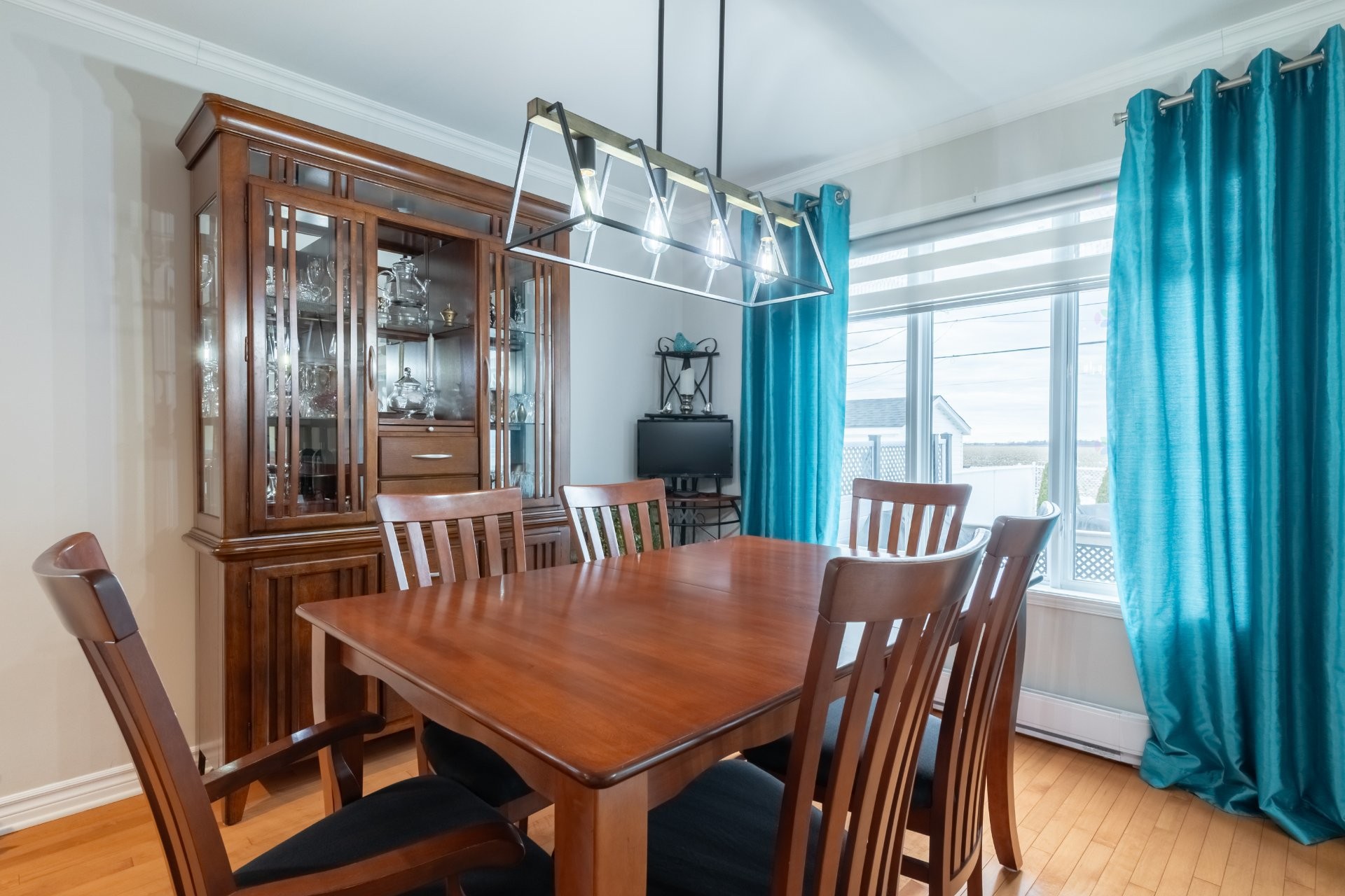 









466


Rue de la Tramontane

,
Saint-Jean-sur-Richelieu,




QC
J2W2V2


