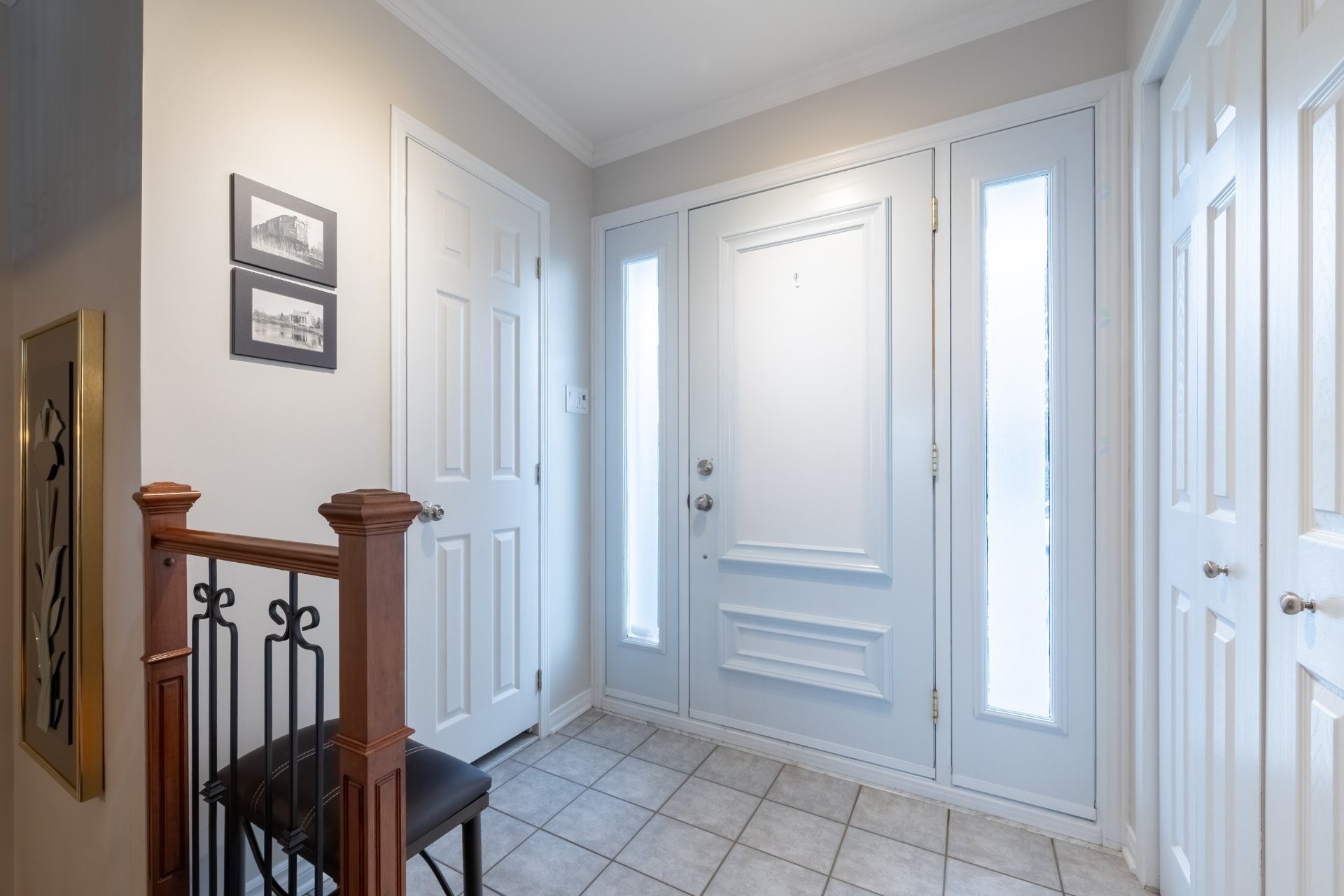 









466


Rue de la Tramontane

,
Saint-Jean-sur-Richelieu,




QC
J2W2V2


