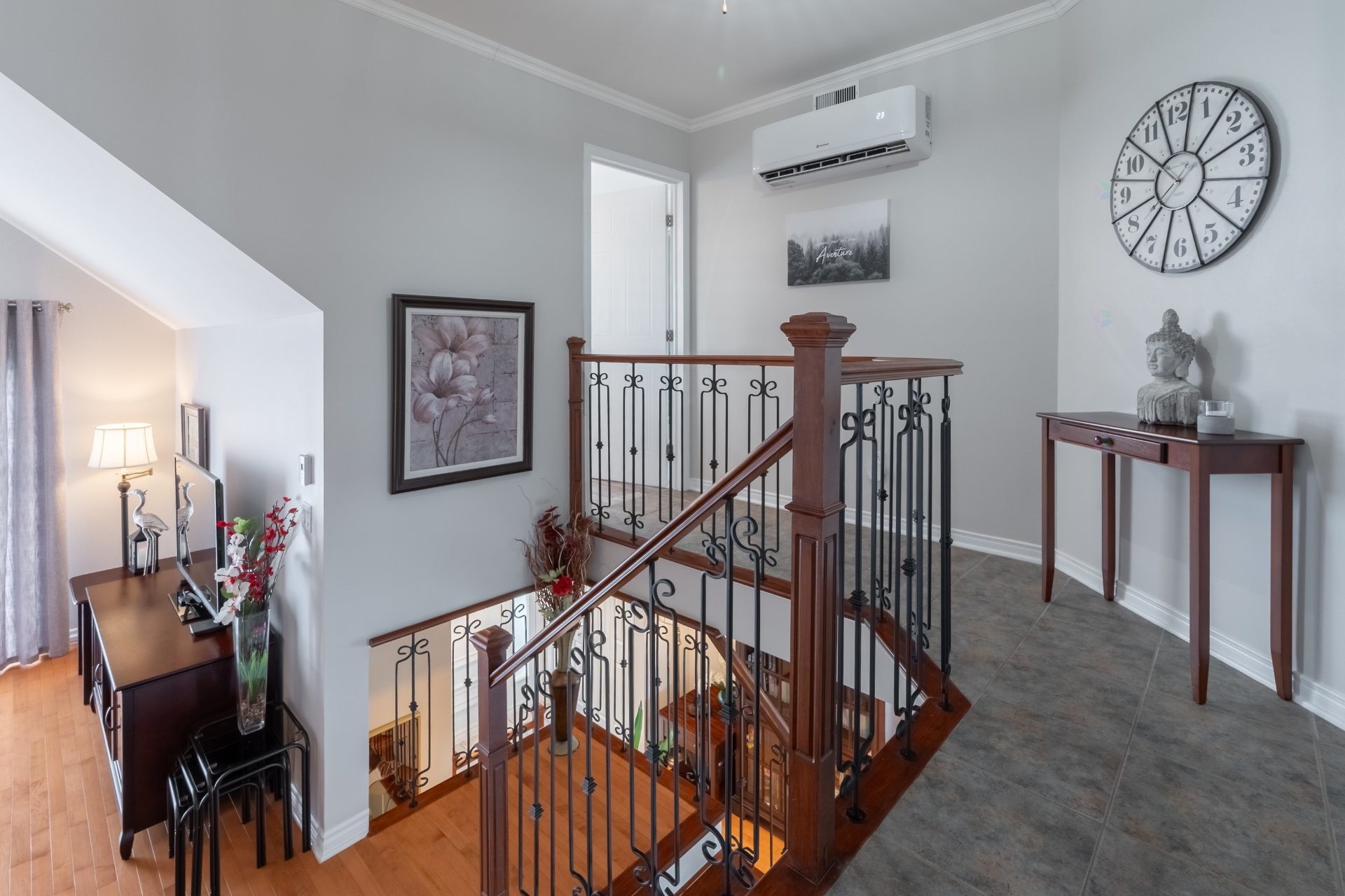 









466


Rue de la Tramontane

,
Saint-Jean-sur-Richelieu,




QC
J2W2V2

