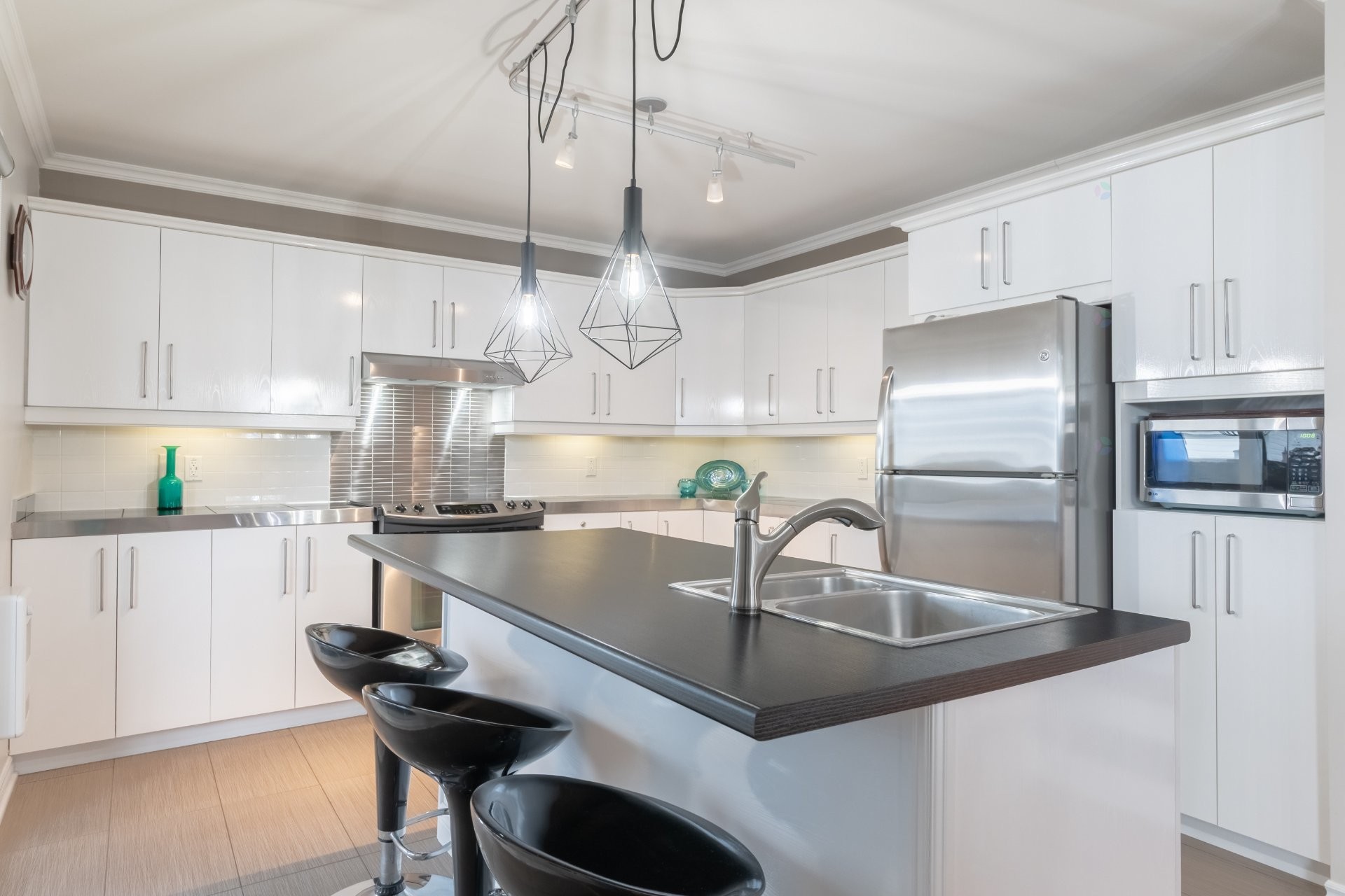 









466


Rue de la Tramontane

,
Saint-Jean-sur-Richelieu,




QC
J2W2V2

