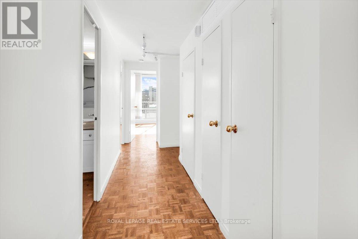 












1005 - 190 ST GEORGE STREET

,
Toronto,




Ontario
M5R2N4

