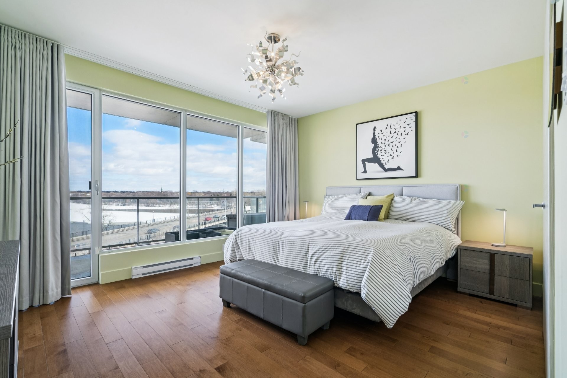 









9


Boul. des Prairies

, 503A,
Laval (Pont-Viau),




QC
H7N0E6

