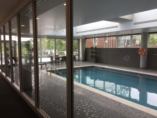 









9


Boul. des Prairies

, 503A,
Laval (Pont-Viau),




QC
H7N0E6

