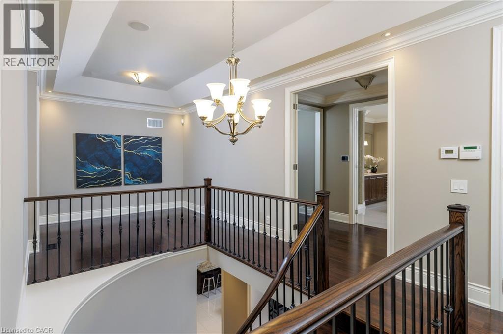 












68 ANNSLEYWOOD Court

,
Kleinburg,




Ontario
L4H4G6

