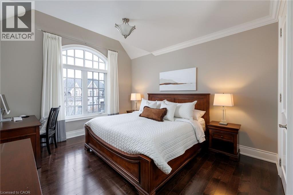












68 ANNSLEYWOOD Court

,
Kleinburg,




Ontario
L4H4G6

