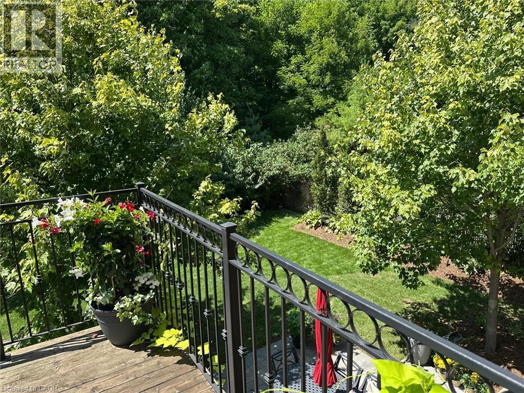 












68 ANNSLEYWOOD Court

,
Kleinburg,




Ontario
L4H4G6

