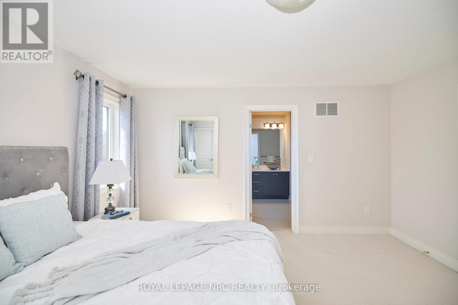 












9324 MADISON CRESCENT

,
Niagara Falls (Forestview),




Ontario
L2H0M3

