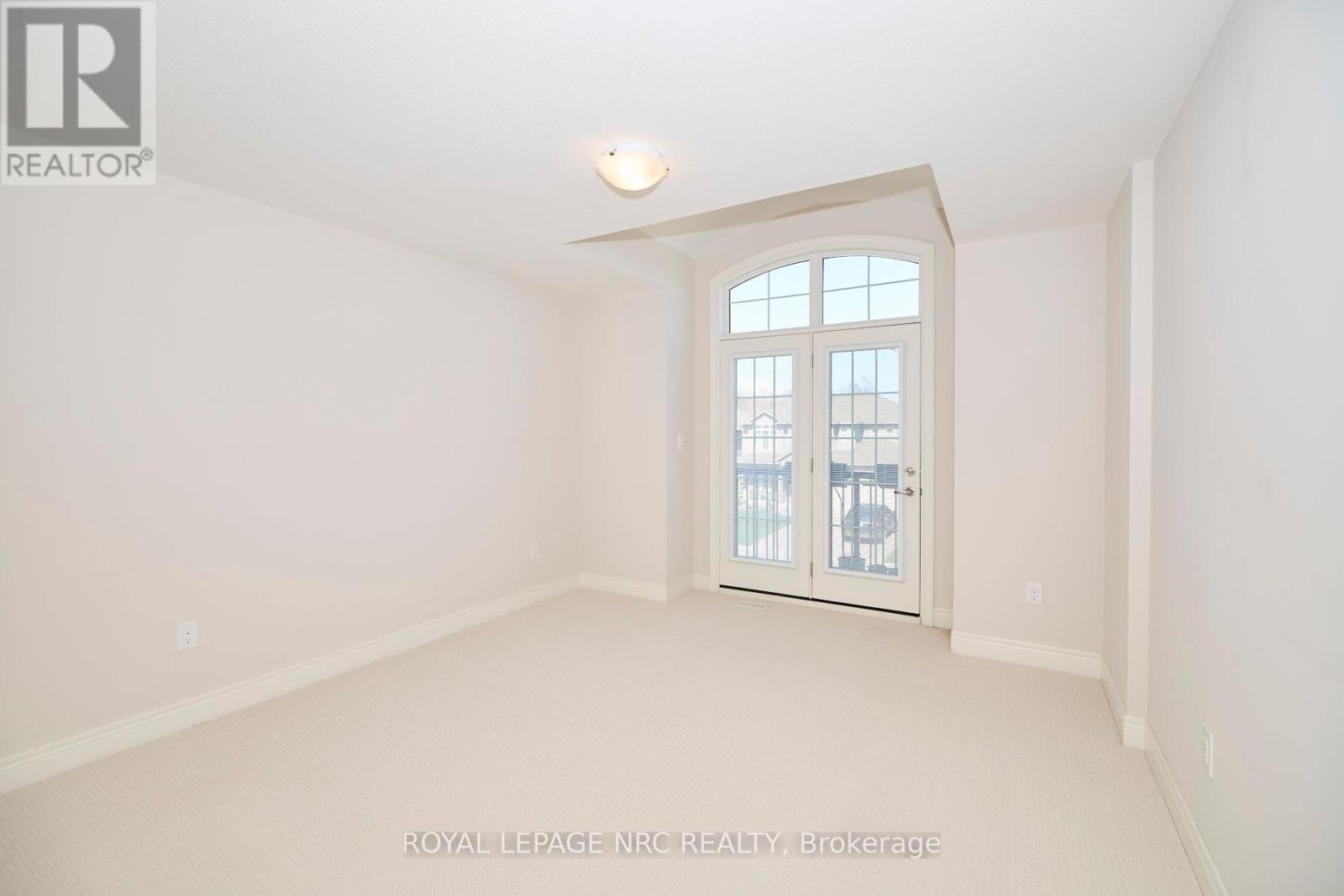 












9324 MADISON CRESCENT

,
Niagara Falls (Forestview),




Ontario
L2H0M3

