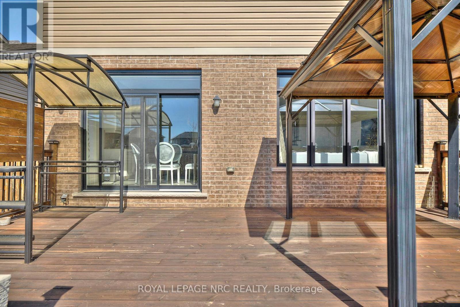 












9324 MADISON CRESCENT

,
Niagara Falls (Forestview),




Ontario
L2H0M3

