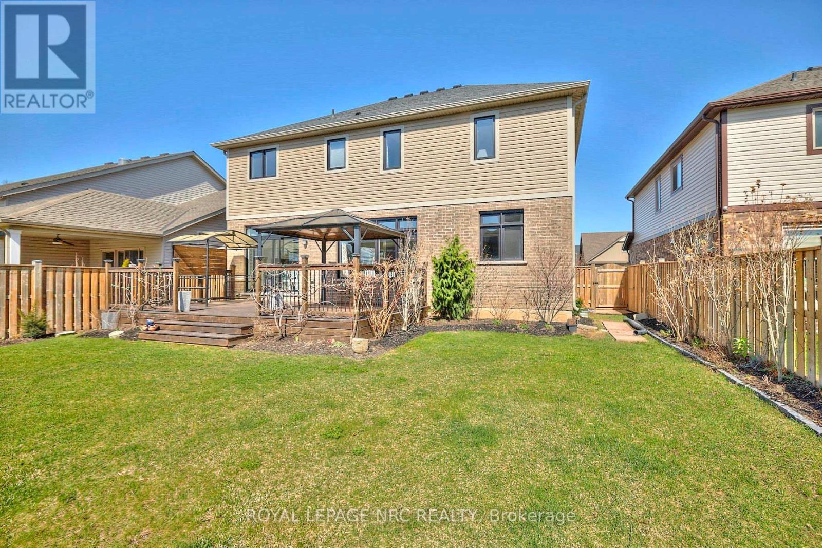 












9324 MADISON CRESCENT

,
Niagara Falls (Forestview),




Ontario
L2H0M3

