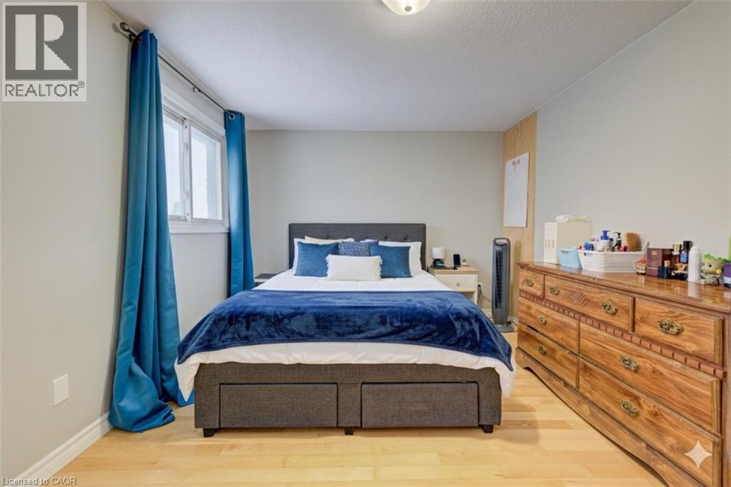 












206 GREEN VALLEY Drive Unit# 30

,
Kitchener,




Ontario
N2P1G9

