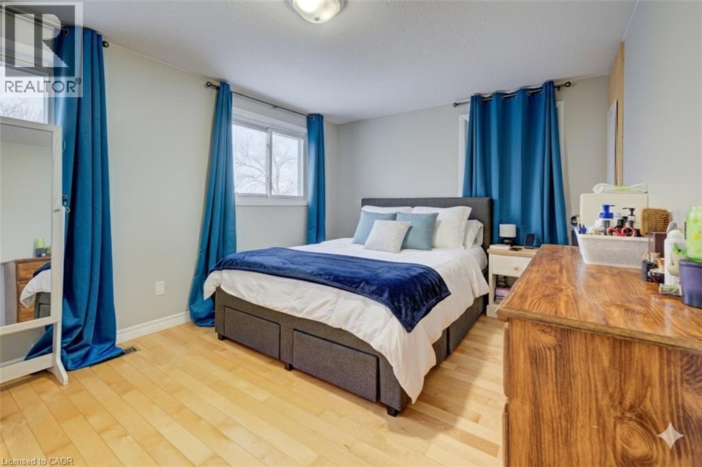 












206 GREEN VALLEY Drive Unit# 30

,
Kitchener,




Ontario
N2P1G9

