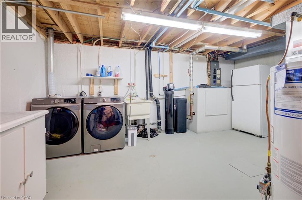 












206 GREEN VALLEY Drive Unit# 30

,
Kitchener,




Ontario
N2P1G9

