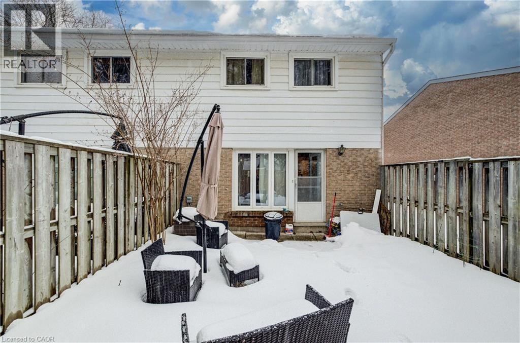 












206 GREEN VALLEY Drive Unit# 30

,
Kitchener,




Ontario
N2P1G9

