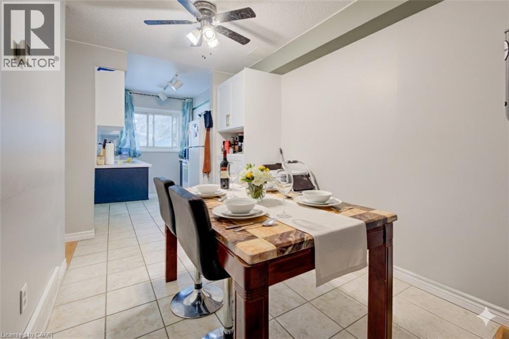 












206 GREEN VALLEY Drive Unit# 30

,
Kitchener,




Ontario
N2P1G9

