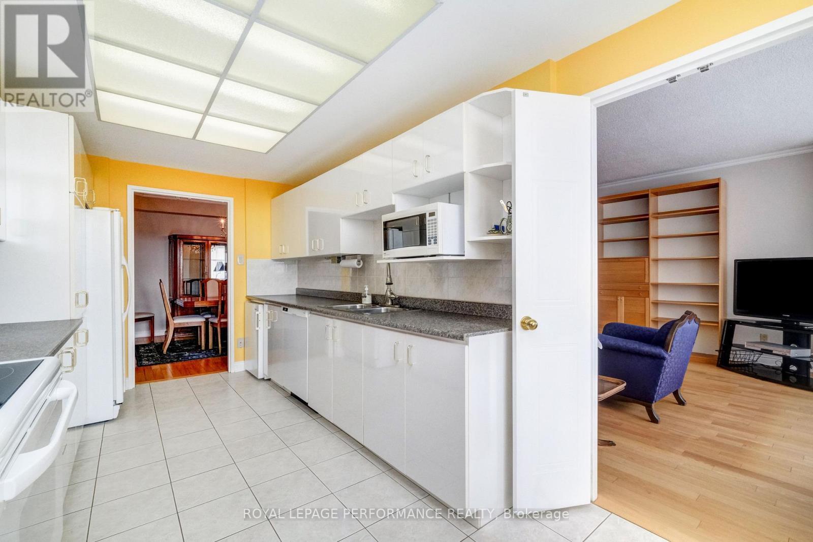 












PH9 - 1705 PLAYFAIR DRIVE

,
Ottawa,




Ontario
K1H8P6

