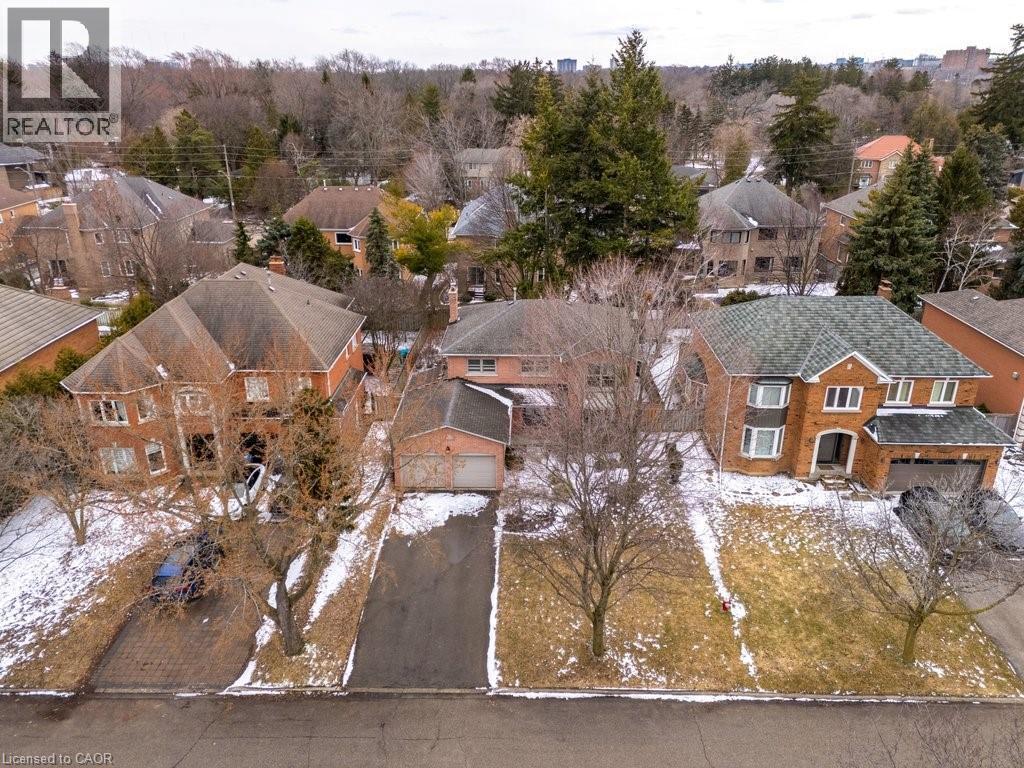 












1962 CALGARY Court

,
Mississauga,




Ontario
L5H4J1

