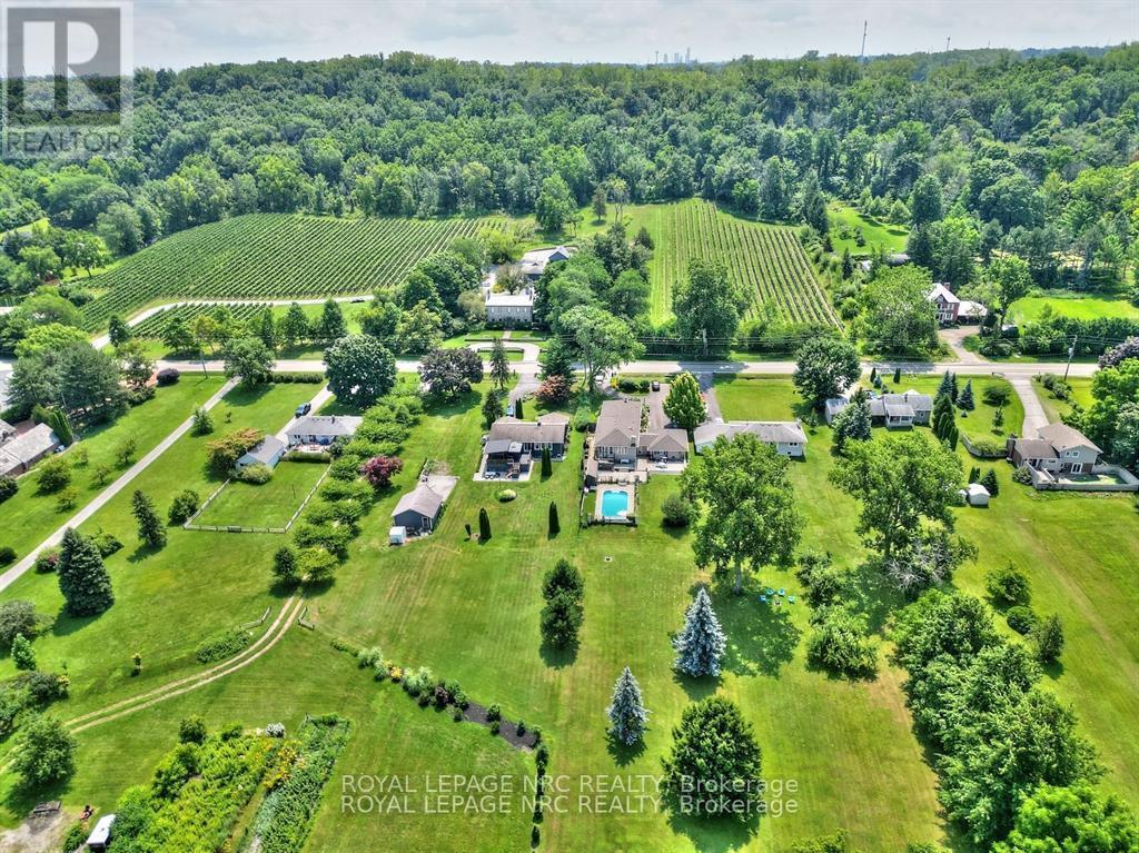 












1750 YORK ROAD

,
Niagara-on-the-Lake (Queenston),




Ontario
L0S1J0

