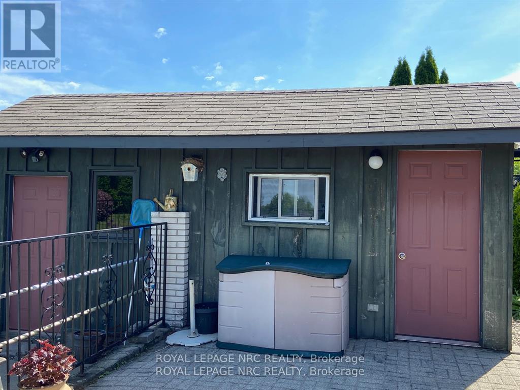 












1750 YORK ROAD

,
Niagara-on-the-Lake (Queenston),




Ontario
L0S1J0

