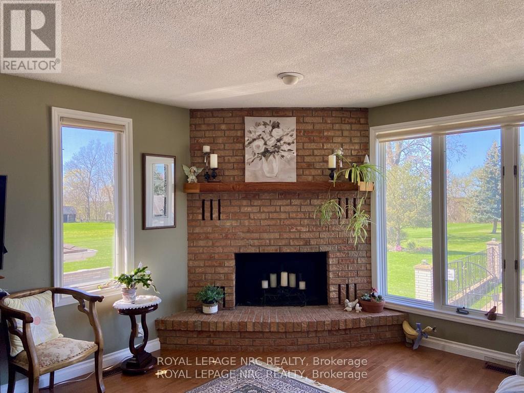 












1750 YORK ROAD

,
Niagara-on-the-Lake (Queenston),




Ontario
L0S1J0

